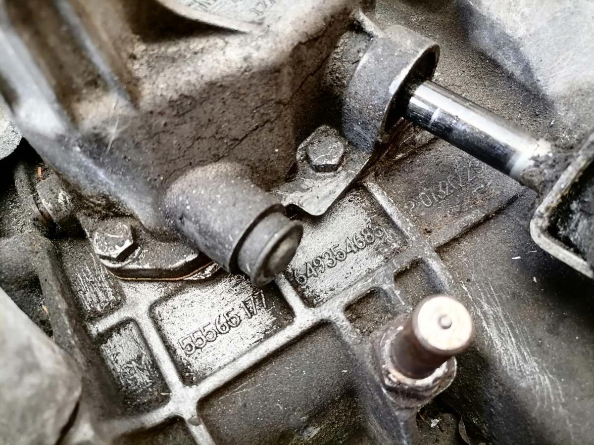 Opel Corsa D original ML5 5 Gang Schaltgetriebe 1.2 51kw BJ11